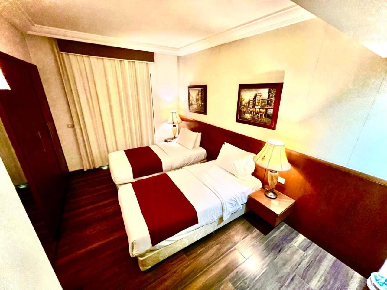 King Suites Hotel Beiroet Buitenkant foto