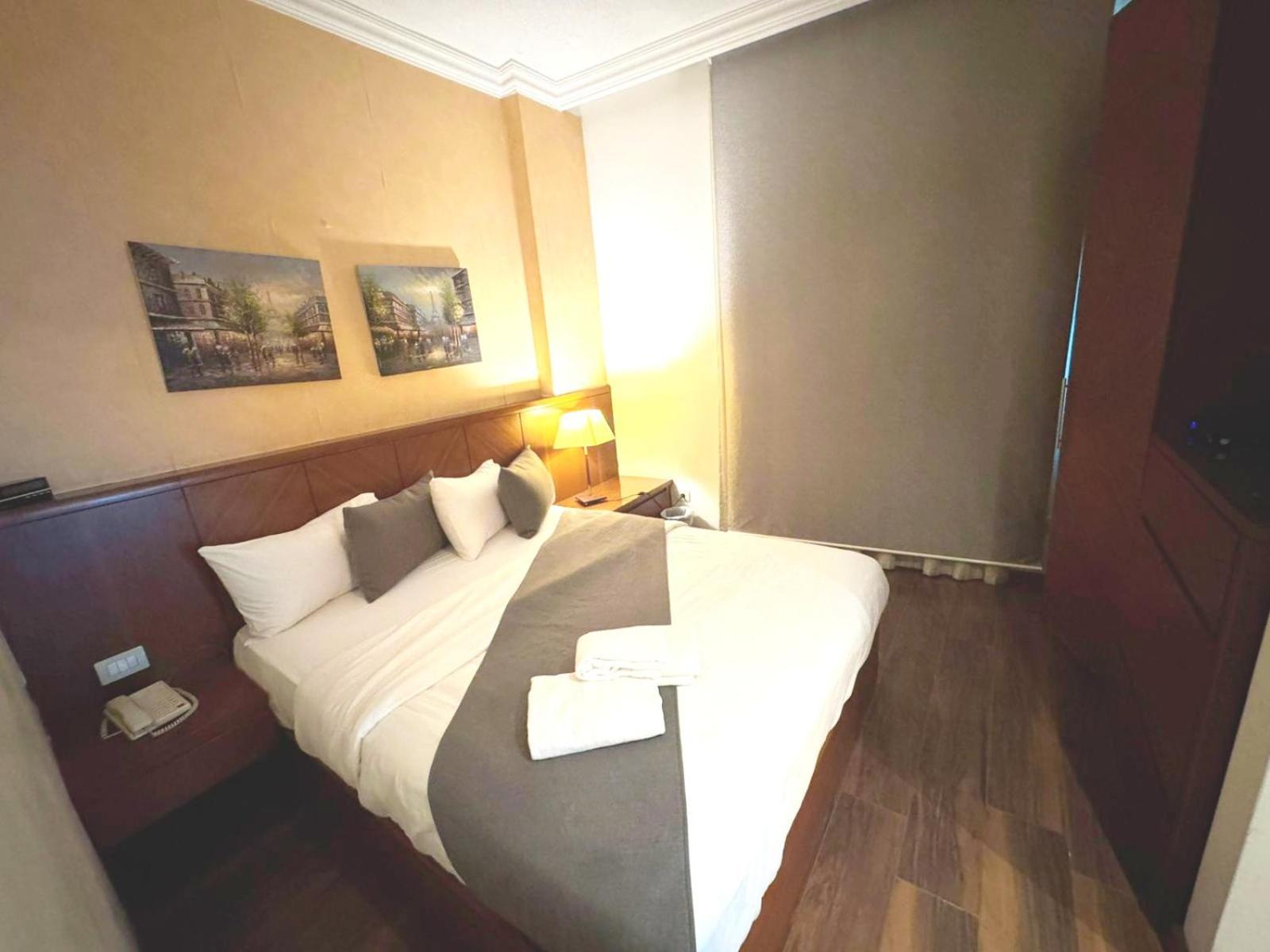 King Suites Hotel Beiroet Buitenkant foto